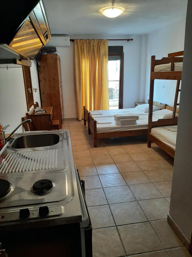 סארטי Hotel Kosmas מראה חיצוני תמונה