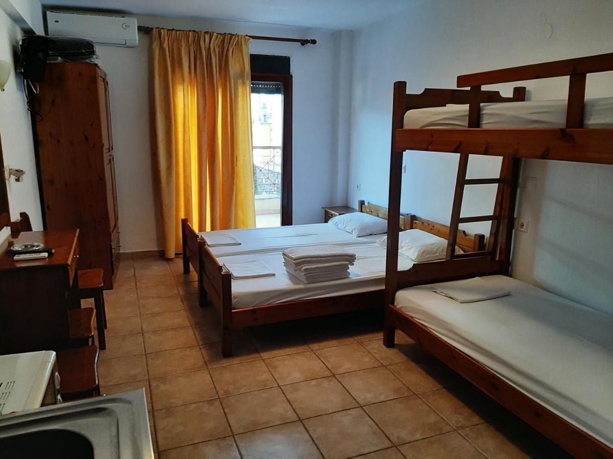 סארטי Hotel Kosmas מראה חיצוני תמונה