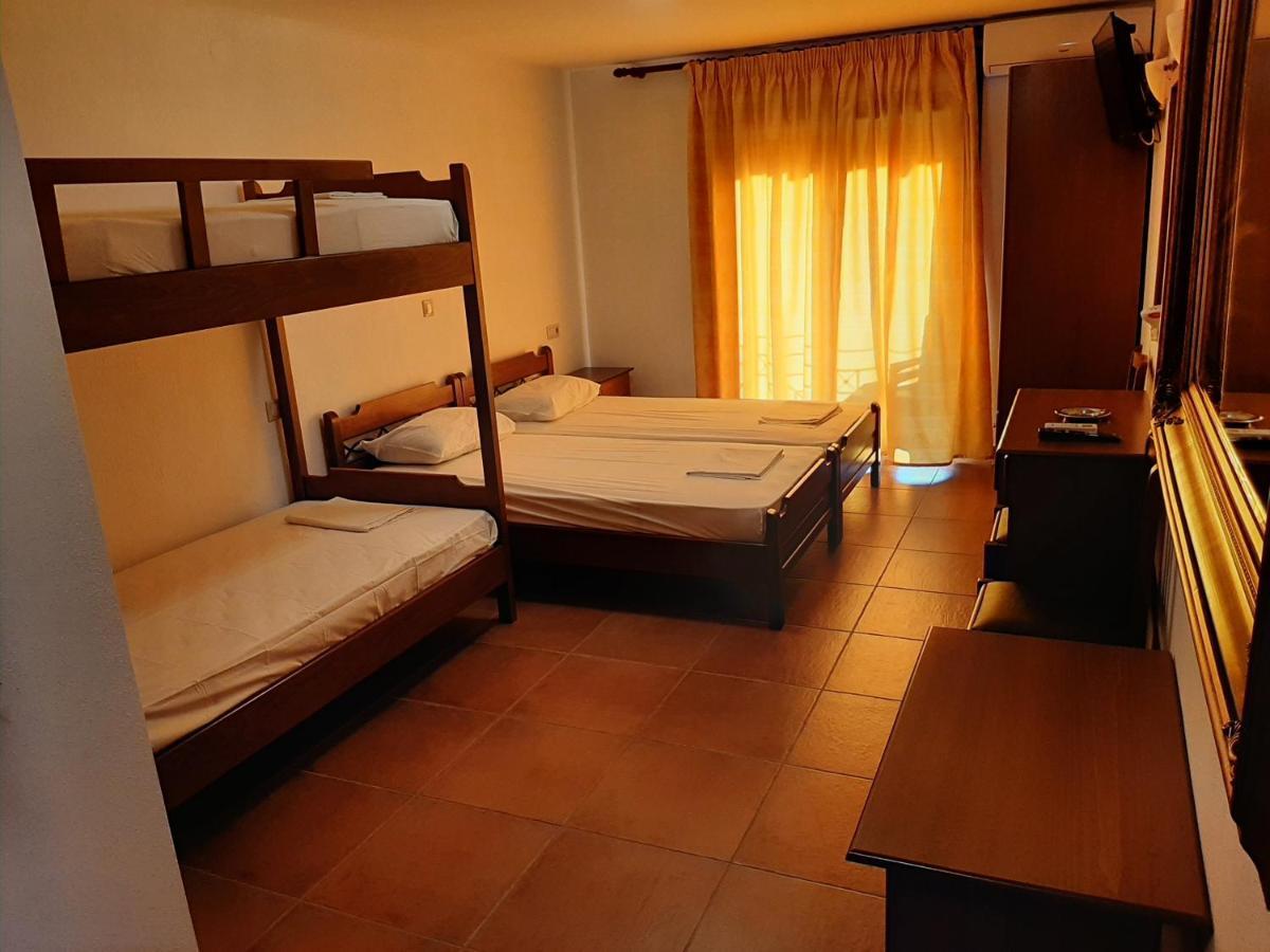 סארטי Hotel Kosmas מראה חיצוני תמונה