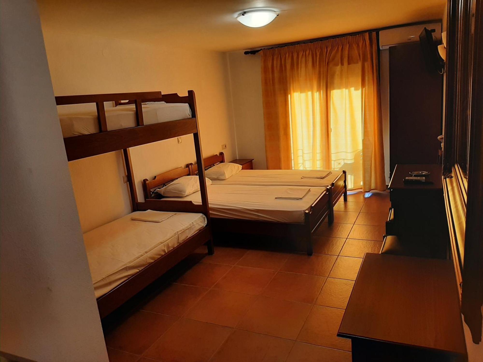 סארטי Hotel Kosmas חדר תמונה