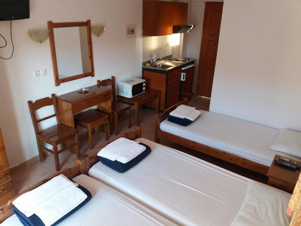 סארטי Hotel Kosmas מראה חיצוני תמונה